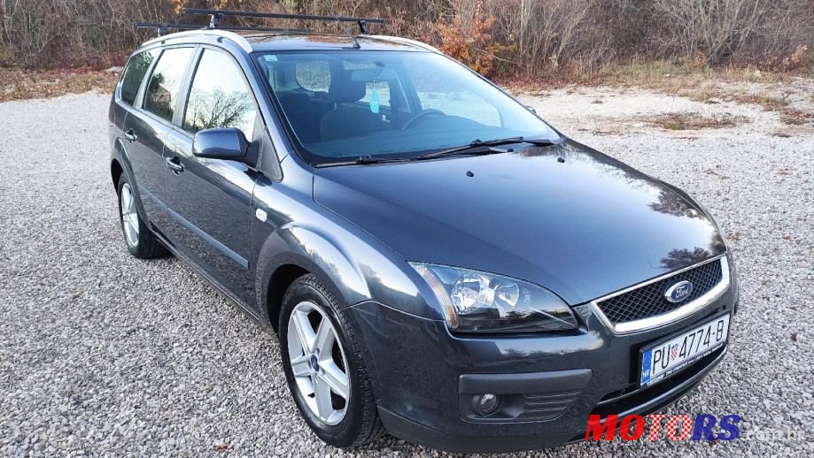 2006' Ford Focus Karavan photo #2