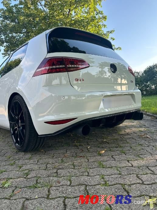 2014' Volkswagen Golf 7 photo #6