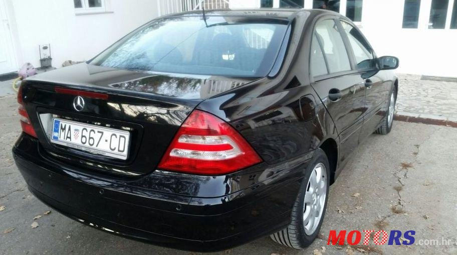 2004' Mercedes-Benz C-Class 200 photo #3