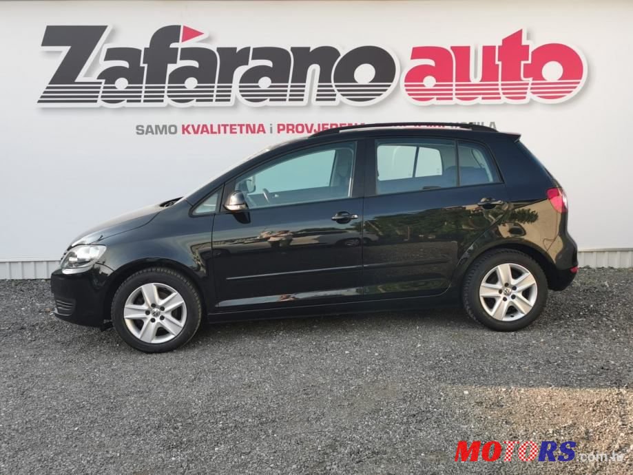 2010' Volkswagen Golf Plus 1,6 Tdi photo #2