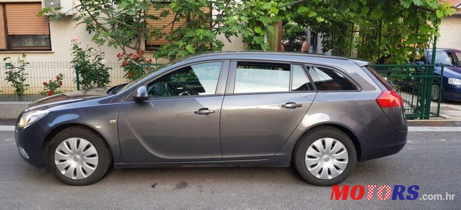 2012' Opel Insignia Karavan 2,0 Cdti photo #1