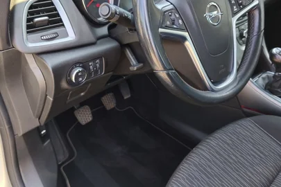 2015' Opel Astra Karavan