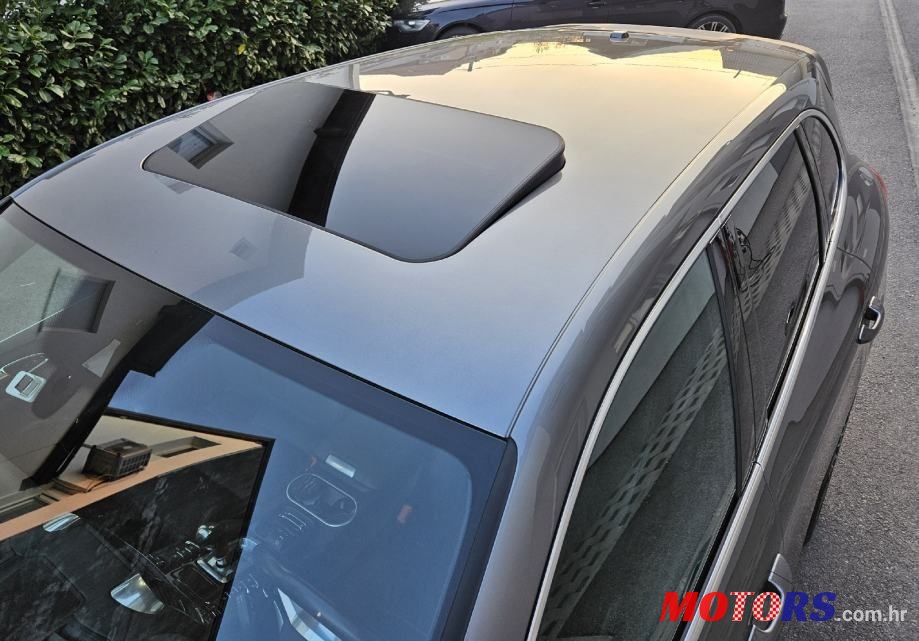 2017' Porsche Cayenne 3.0 D photo #4