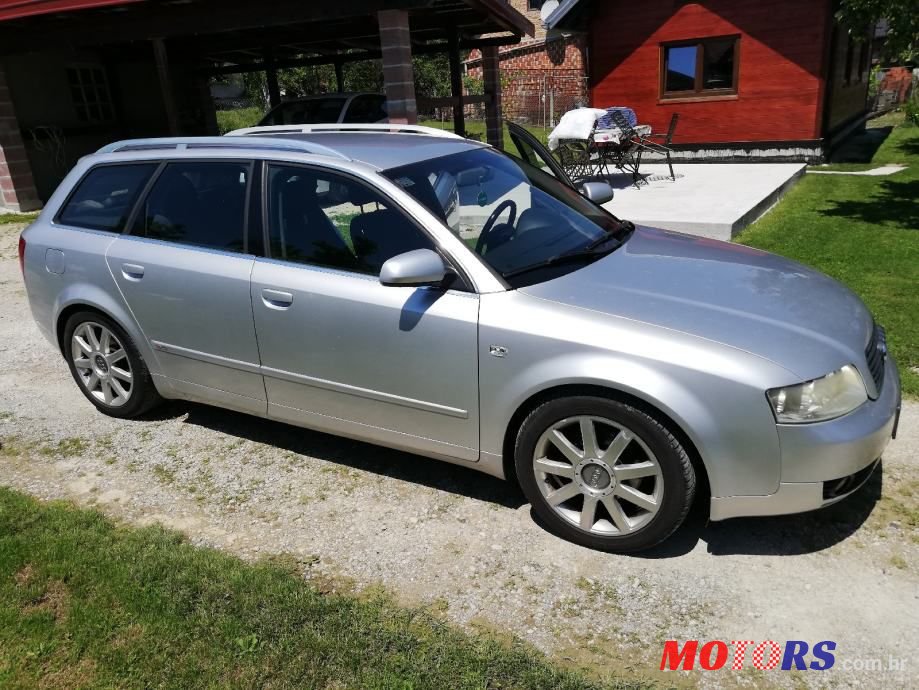 2004' Audi A4 Avant photo #3