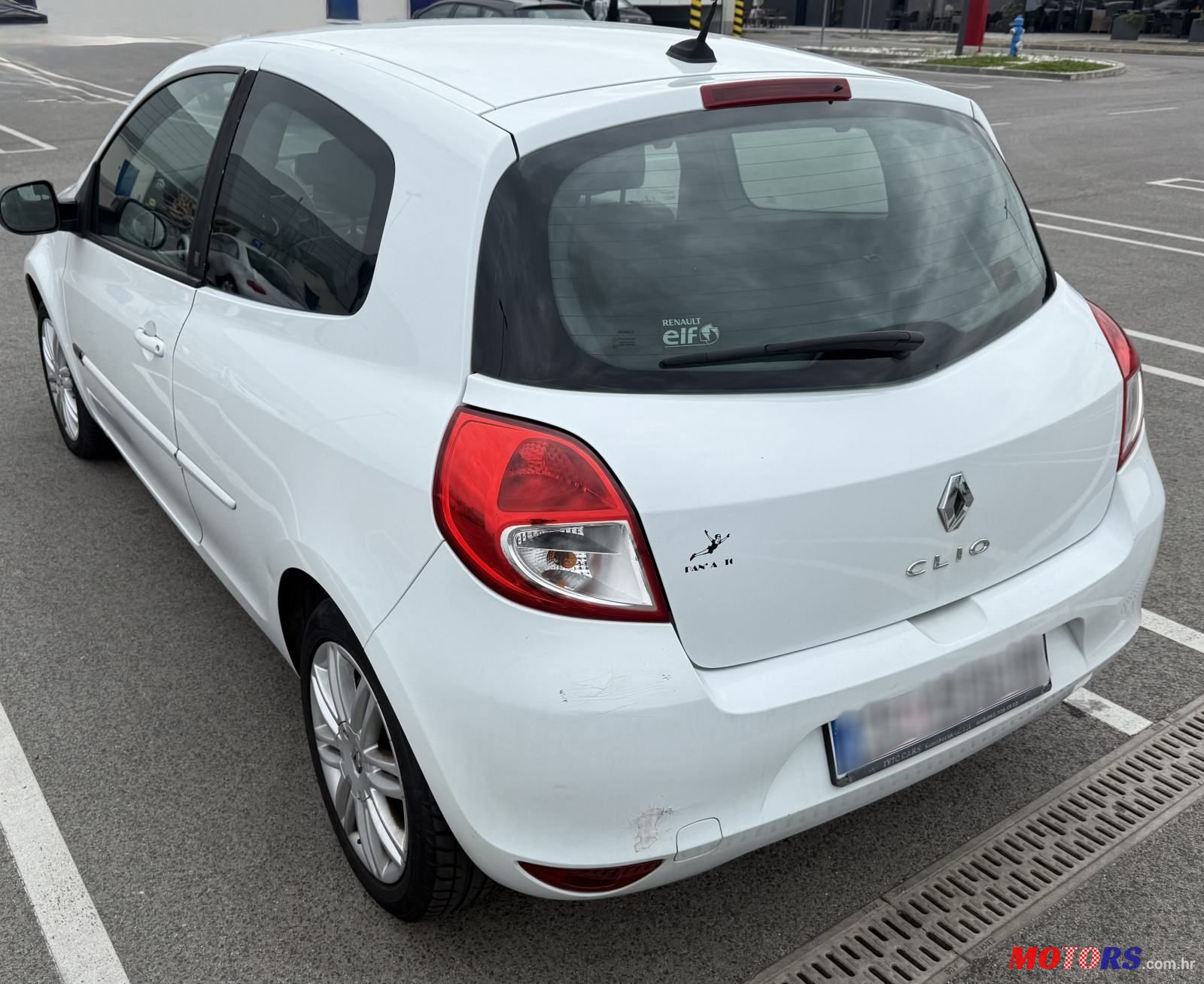 2010' Renault Clio 1,5 Dci photo #3