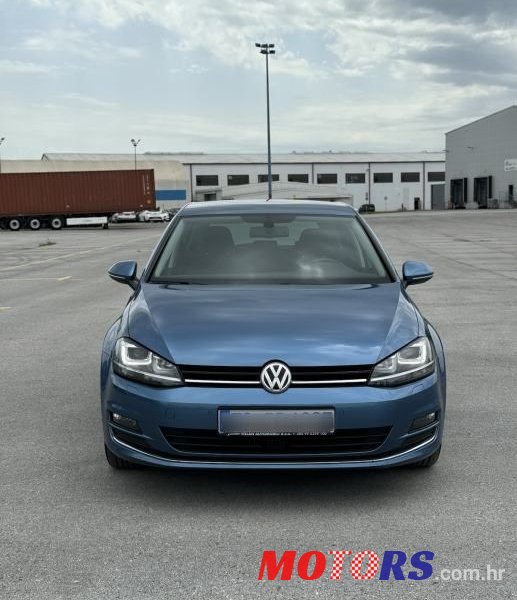 2015' Volkswagen Golf VII 1,6 Tdi Bmt photo #2
