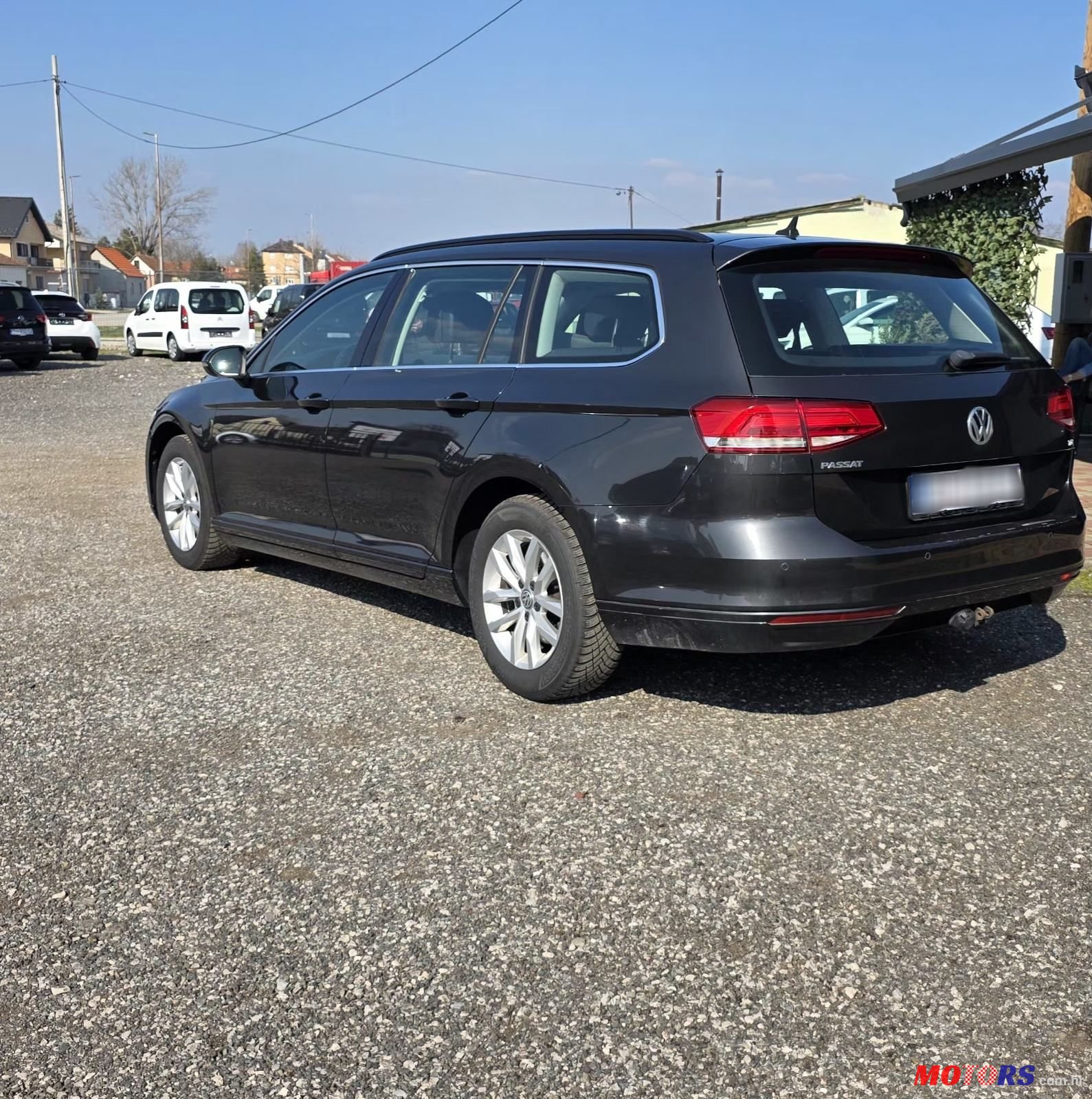 2017' Volkswagen Passat Variant photo #3