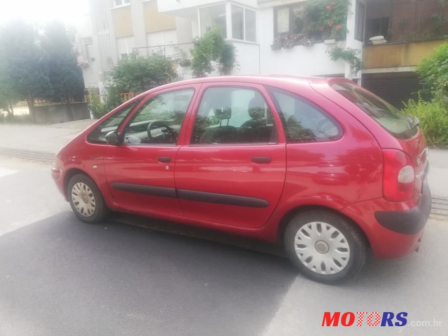 2004' Volkswagen Polo 1,4 photo #2