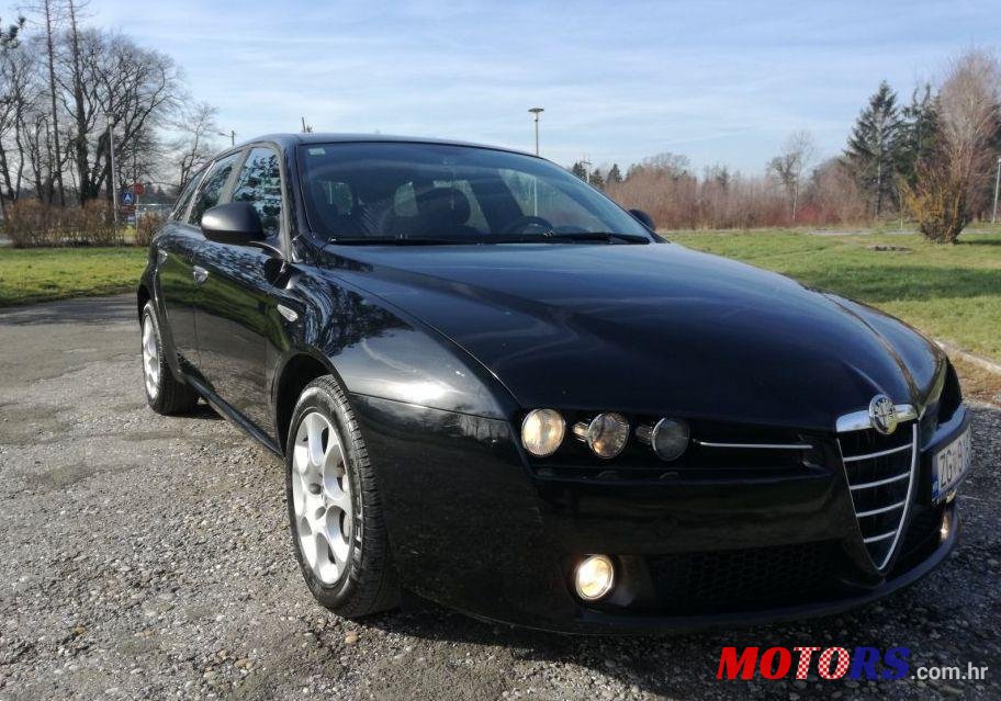 2012' Alfa Romeo 159 Sw photo #1
