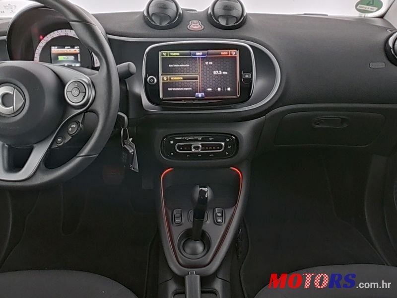 2023' Smart Fortwo 60Kw Exclusive photo #5