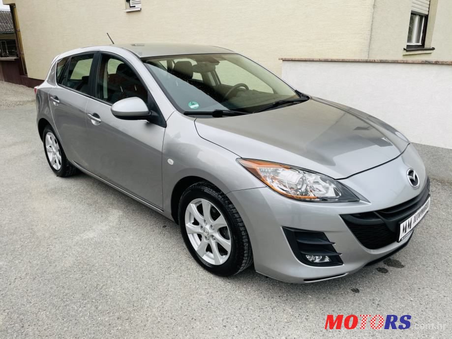 2011' Mazda 3 Sport photo #2