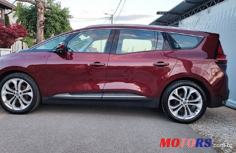 2016' Renault Grand Scenic Dci 110 photo #3