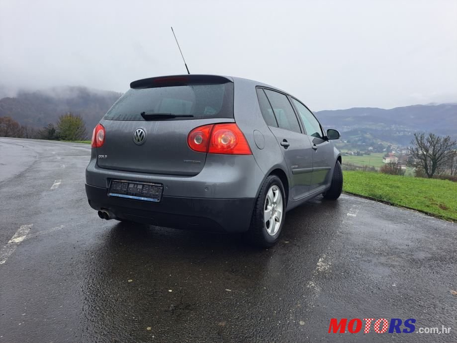 2008' Volkswagen Golf 5 1,9 Tdi photo #3
