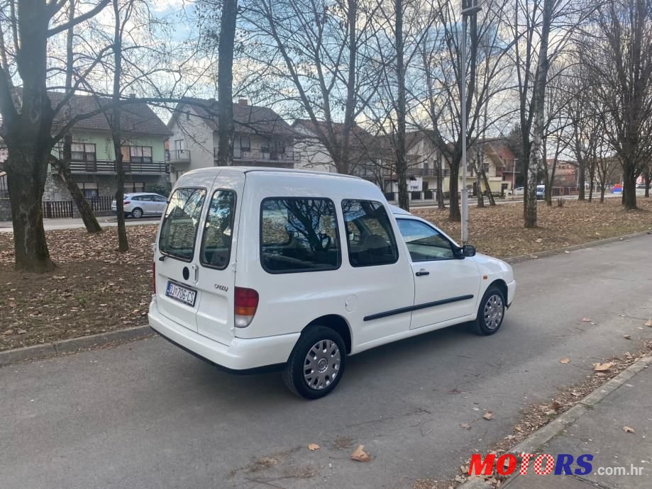 2000' Volkswagen Caddy Kombi photo #5