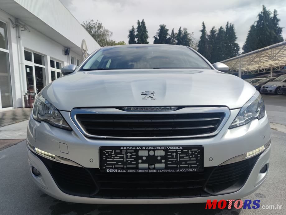 2015' Peugeot 308 Sw photo #3