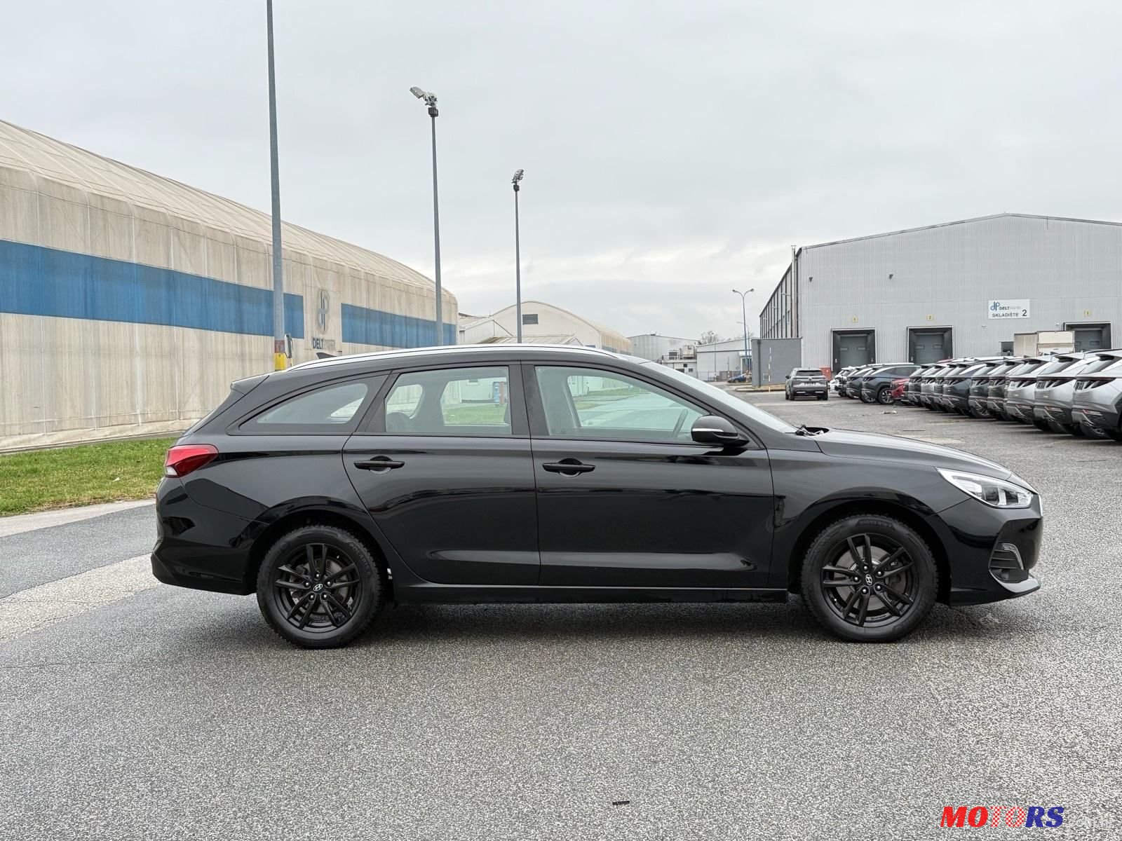 2018' Hyundai i30 1.6 Crdi photo #4