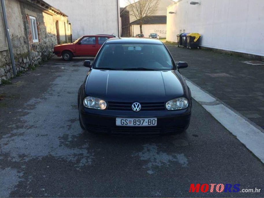 2001' Volkswagen Golf IV 1,9 TDI photo #3