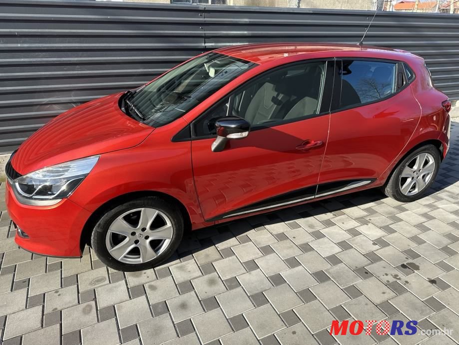 2014' Renault Clio Dci 90 photo #1