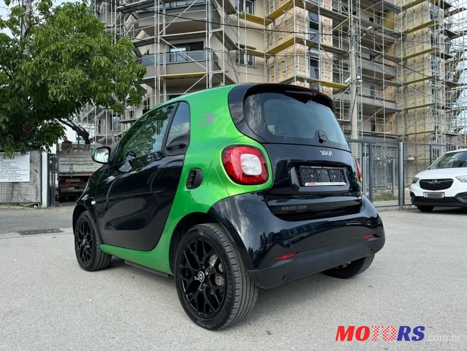 2017' Smart Fortwo photo #6