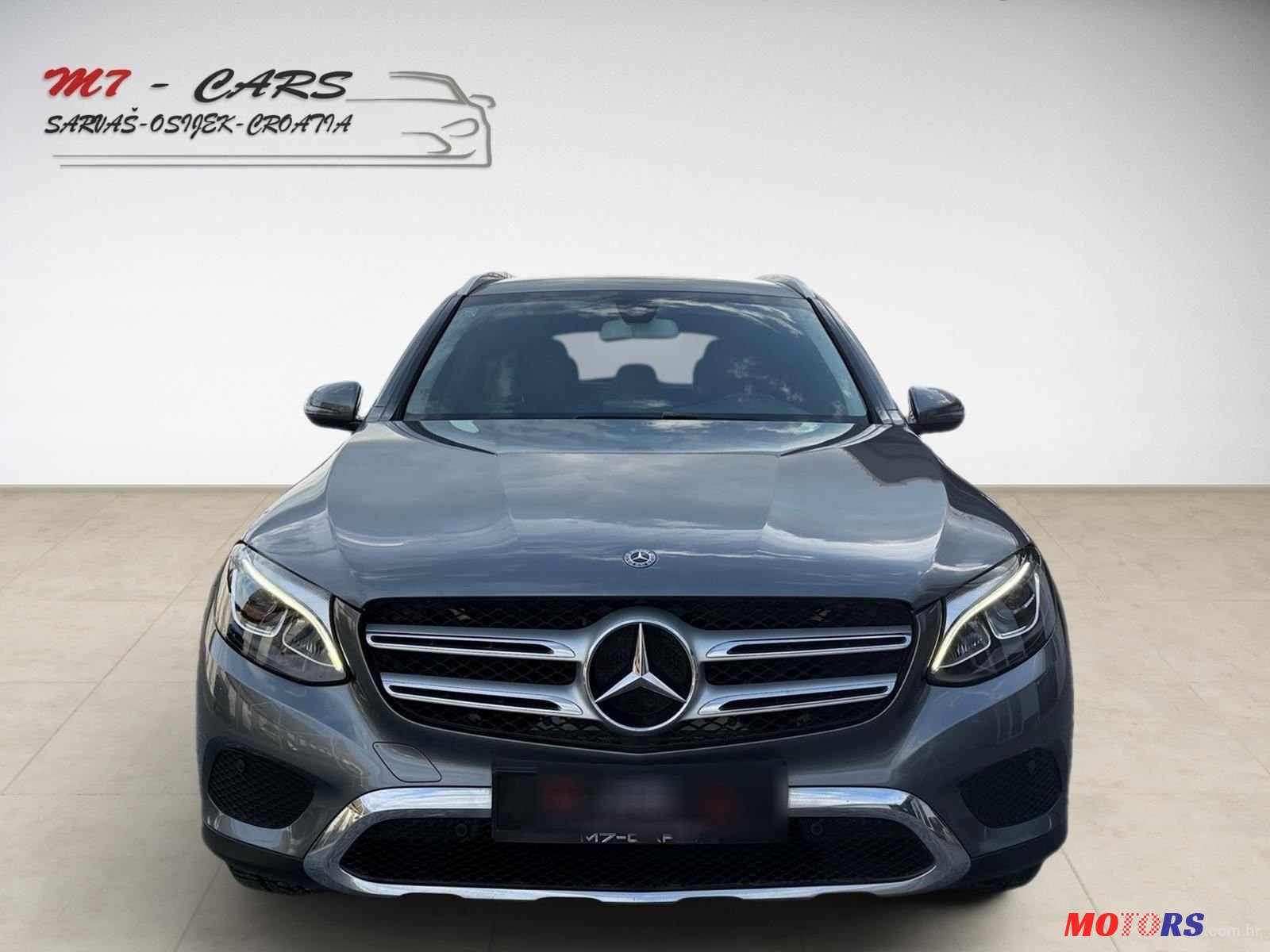 2017' Mercedes-Benz GLC 220 D photo #3