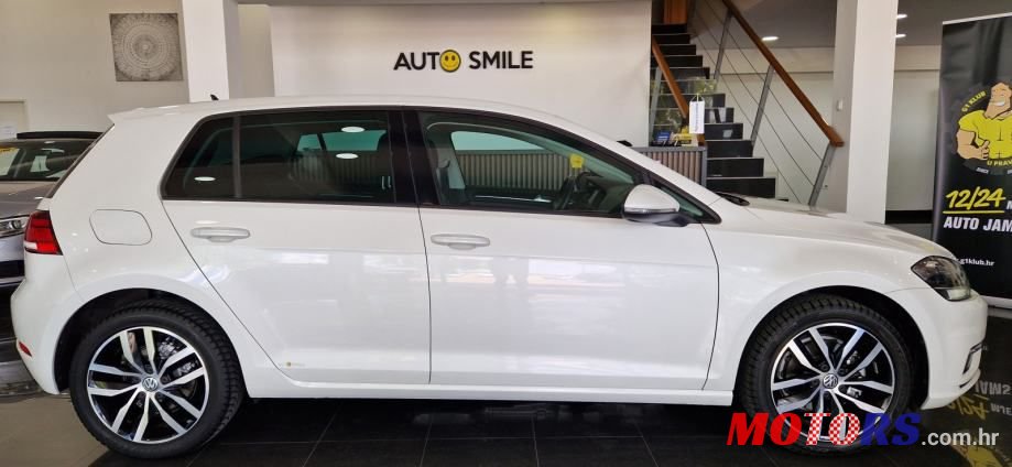 2017' Volkswagen Golf 7 1,6 Tdi photo #2