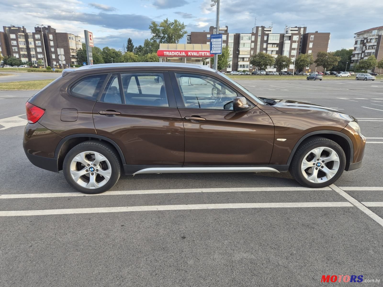 2010' BMW X1 Sdrive20D photo #4