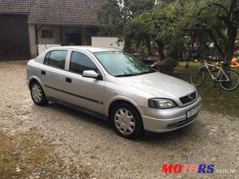 2002' Opel Astra 2,0 photo #1