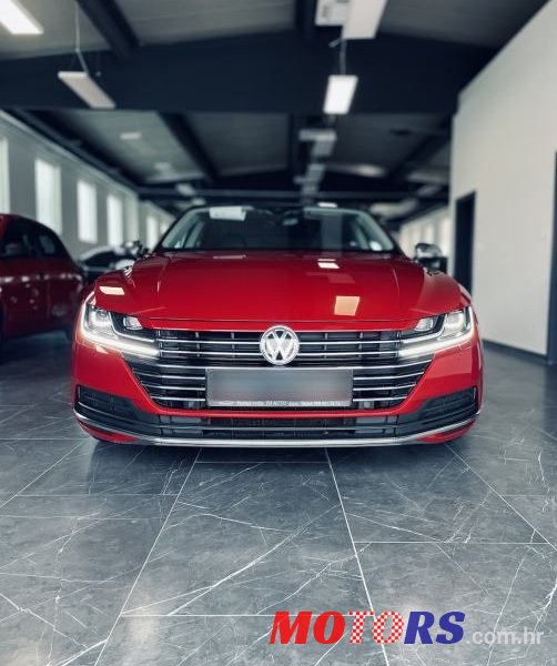2018' Volkswagen Arteon 2,0 Tdi photo #2
