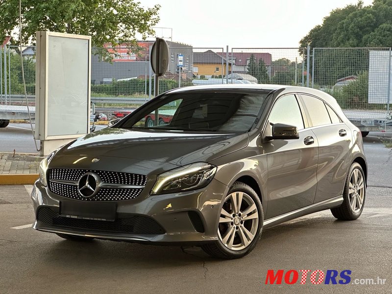 2017' Mercedes-Benz A-Klasa A 200 photo #3