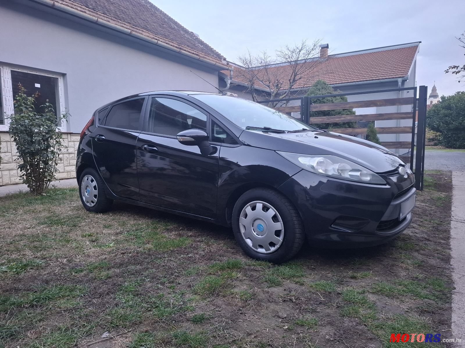 2010' Ford Fiesta 1,6 photo #2
