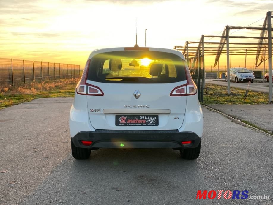 2010' Renault Scenic 1,9 Dci photo #6