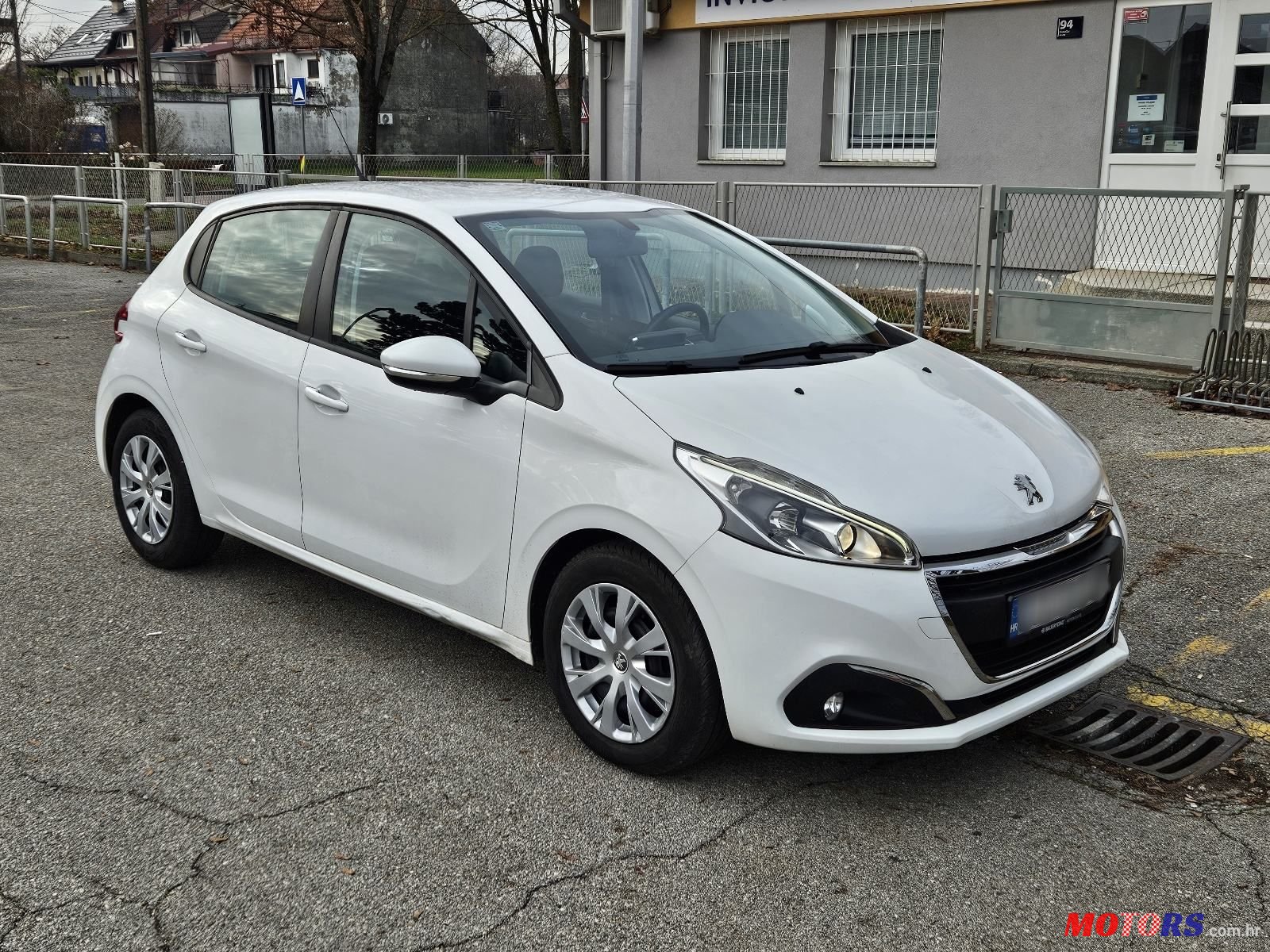 2016' Peugeot 208 1,6 Bluehdi photo #1