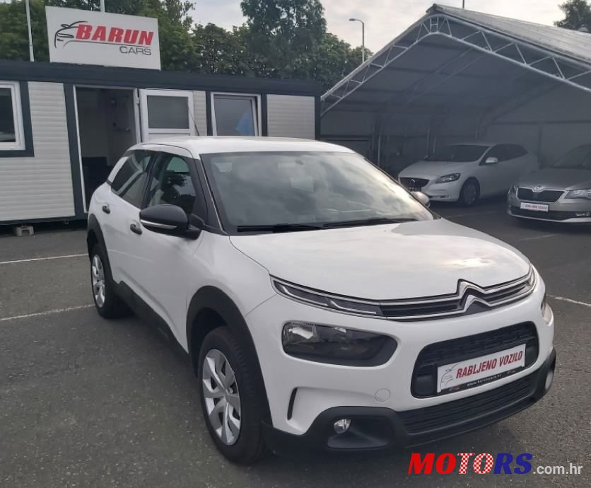 2018' Citroen C4 Cactus photo #1