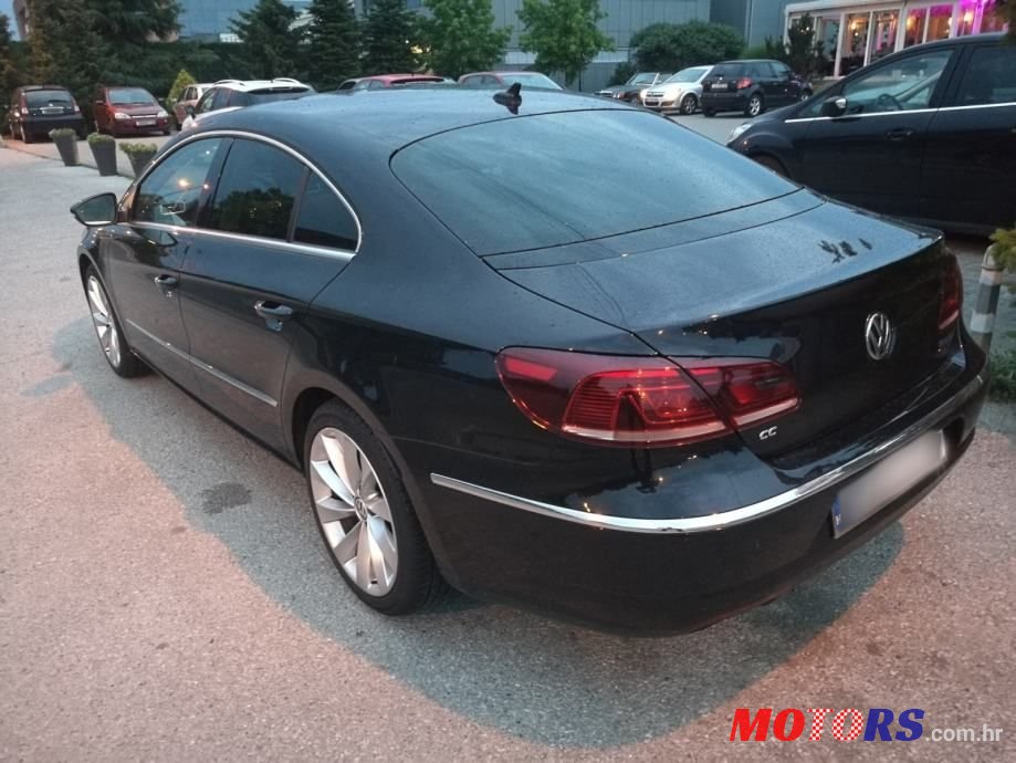 2014' Volkswagen Passat 2,0 Tdi Bmt photo #4