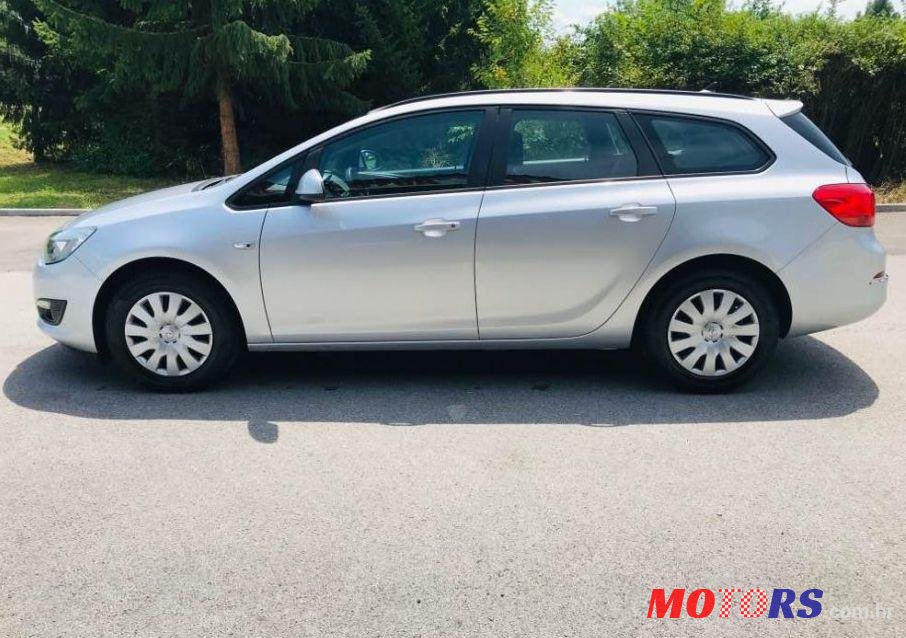 2015' Opel Astra Karavan 1,6 Cdti photo #1