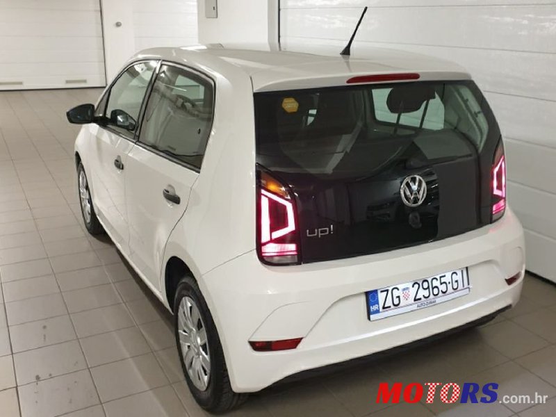 2017' Volkswagen Up! 1,0 photo #3