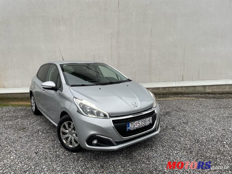 2018' Peugeot 208 1,6 Bluehdi photo #4