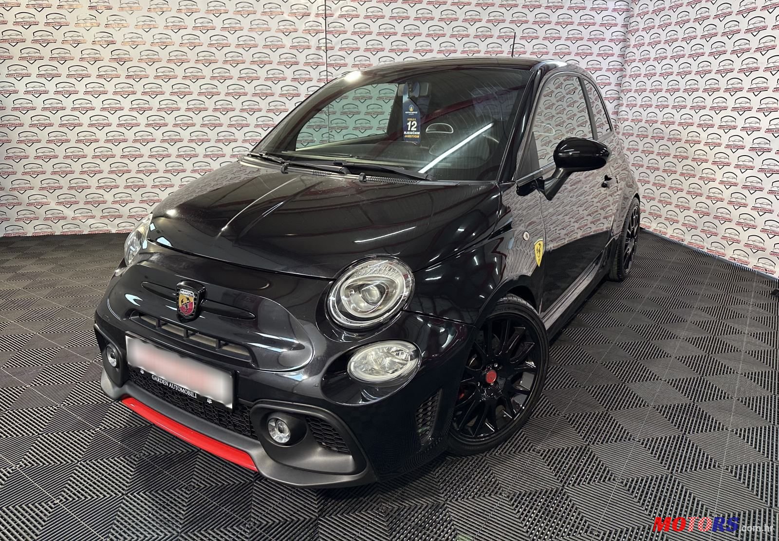2017' Fiat 500 Abarth photo #1