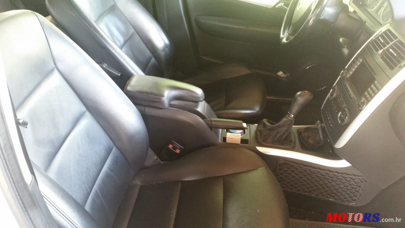 2004' Mercedes-Benz A 200 photo #7