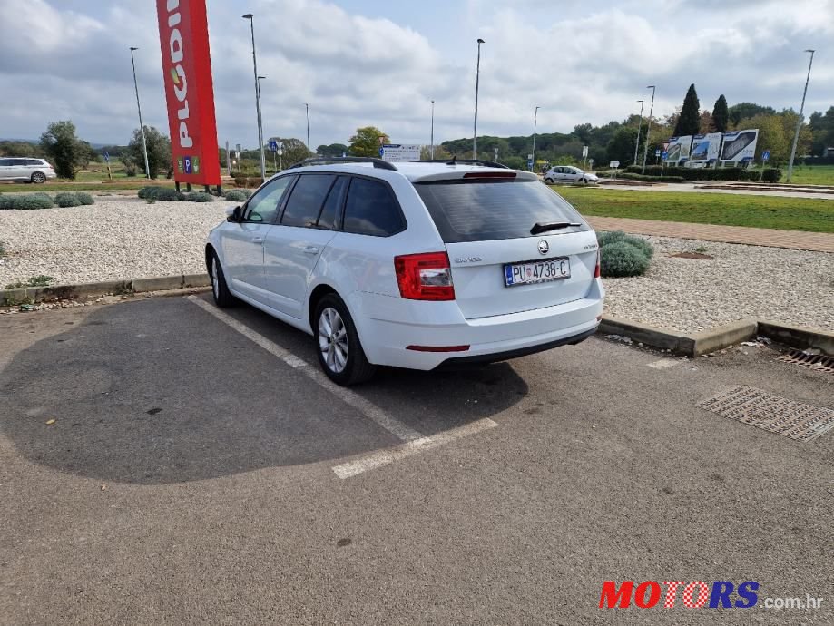 2018' Skoda Octavia Combi photo #4