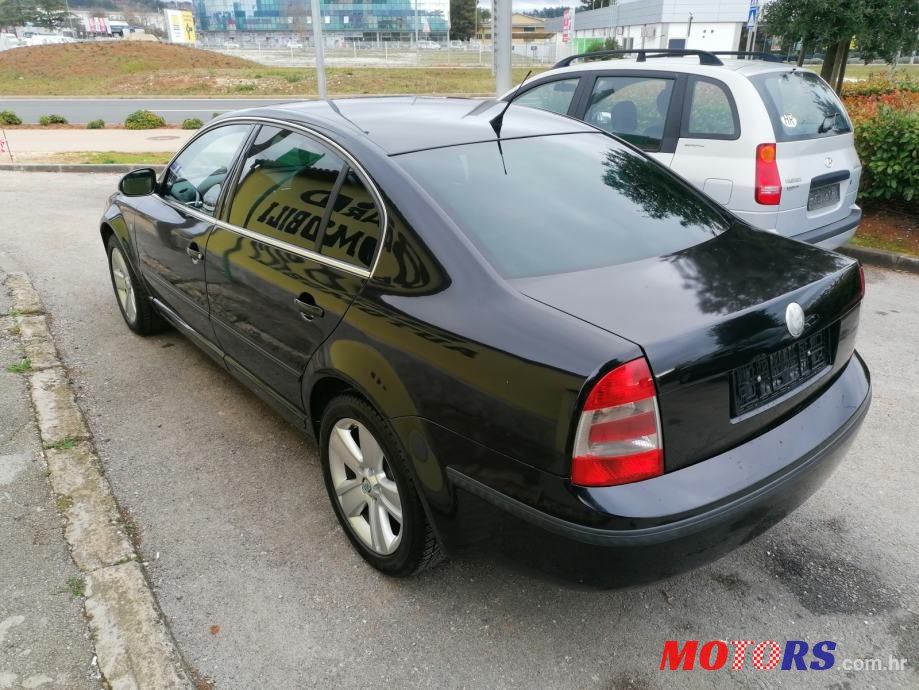 2007' Skoda Superb 2,0 Tdi Pd photo #4