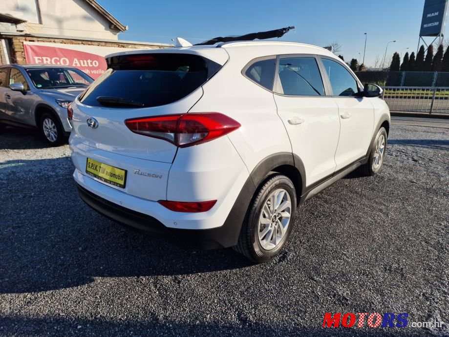 2016' Hyundai Tucson 1.7 Crdi photo #6