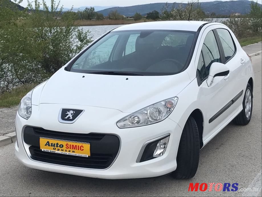2015' Peugeot 308 1,6 Hdi photo #1