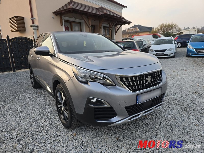 2019' Peugeot 3008 1,2 Puretech photo #2