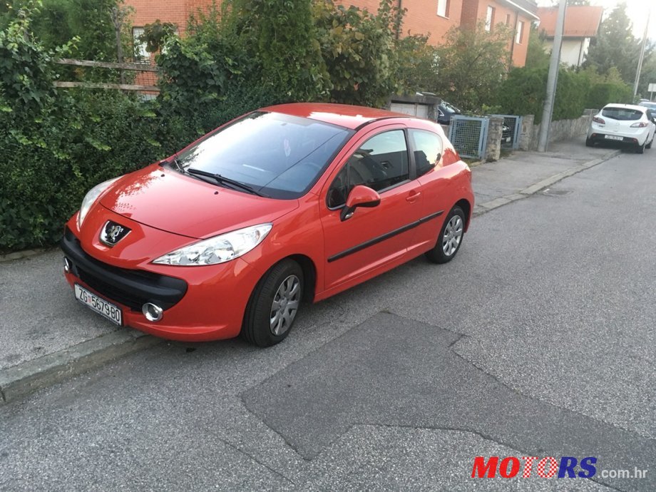 2006' Peugeot 207 photo #1