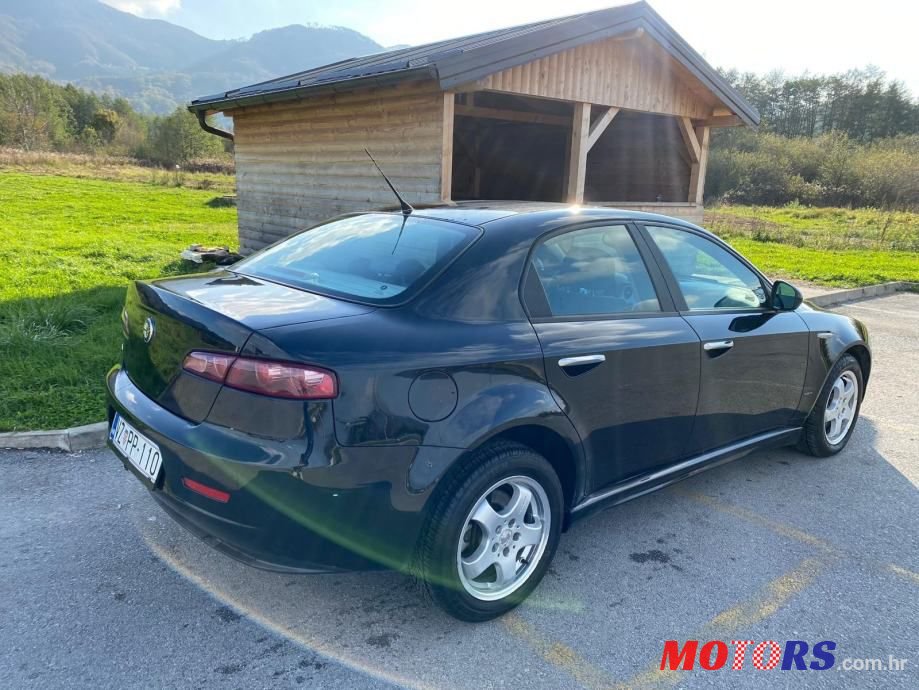 2006' Alfa Romeo 159 photo #4