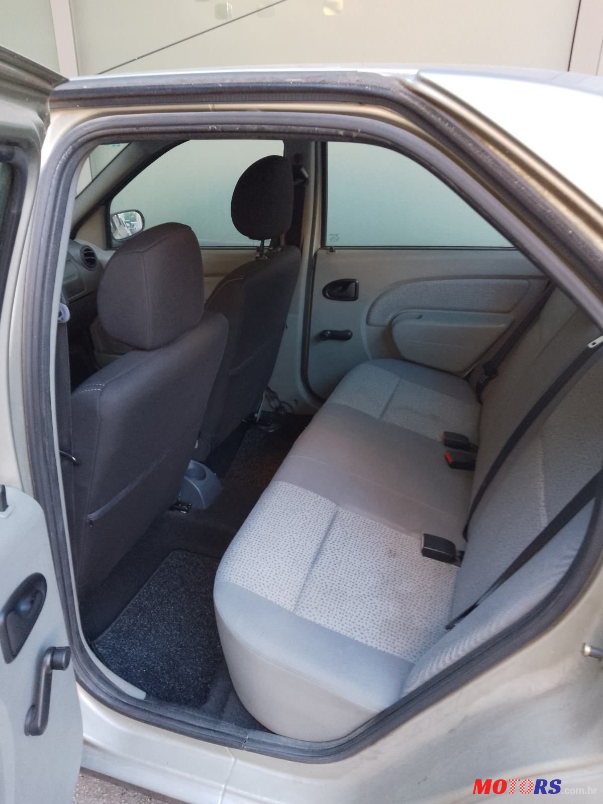 2006' Dacia Logan 1,4 photo #6