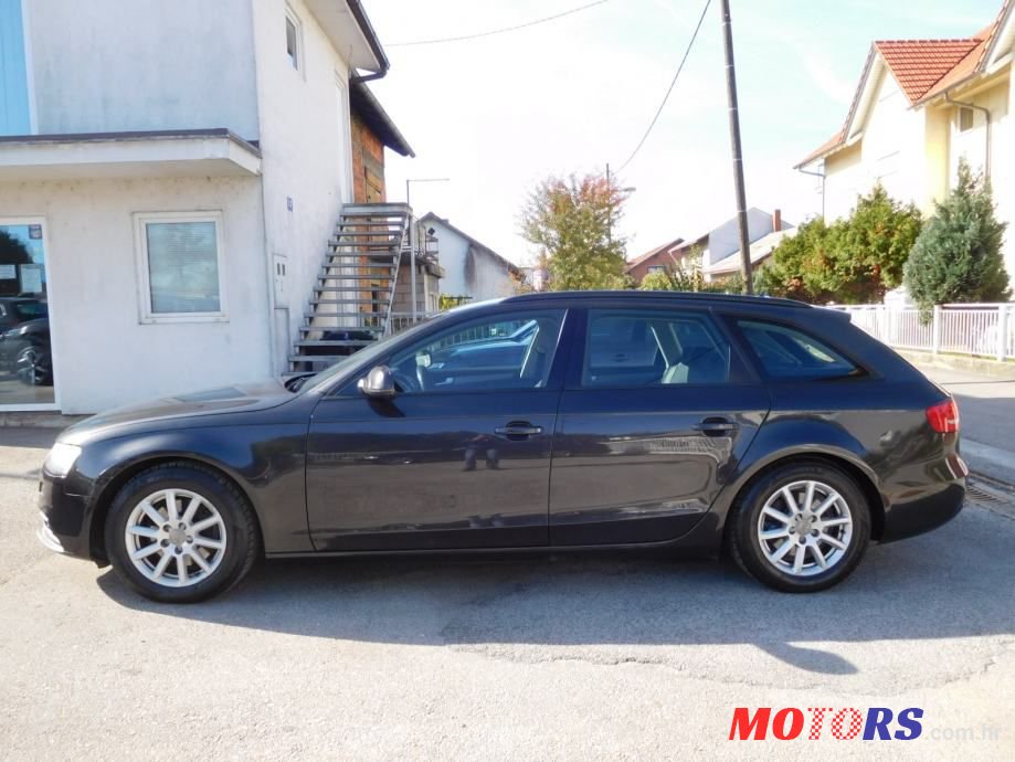 2012' Audi A4 Avant photo #4