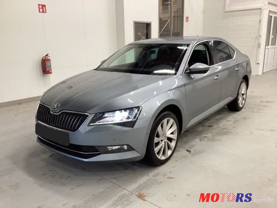 2016' Skoda Superb 1,6 Tdi Dsg photo #1