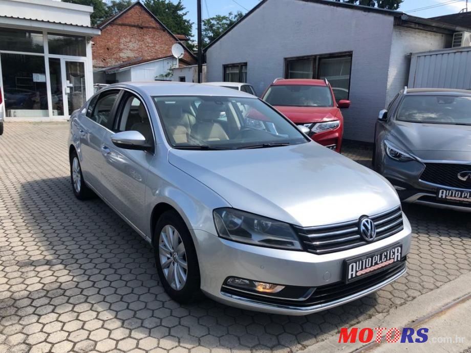 2013' Volkswagen Passat 1,6 Tdi photo #1